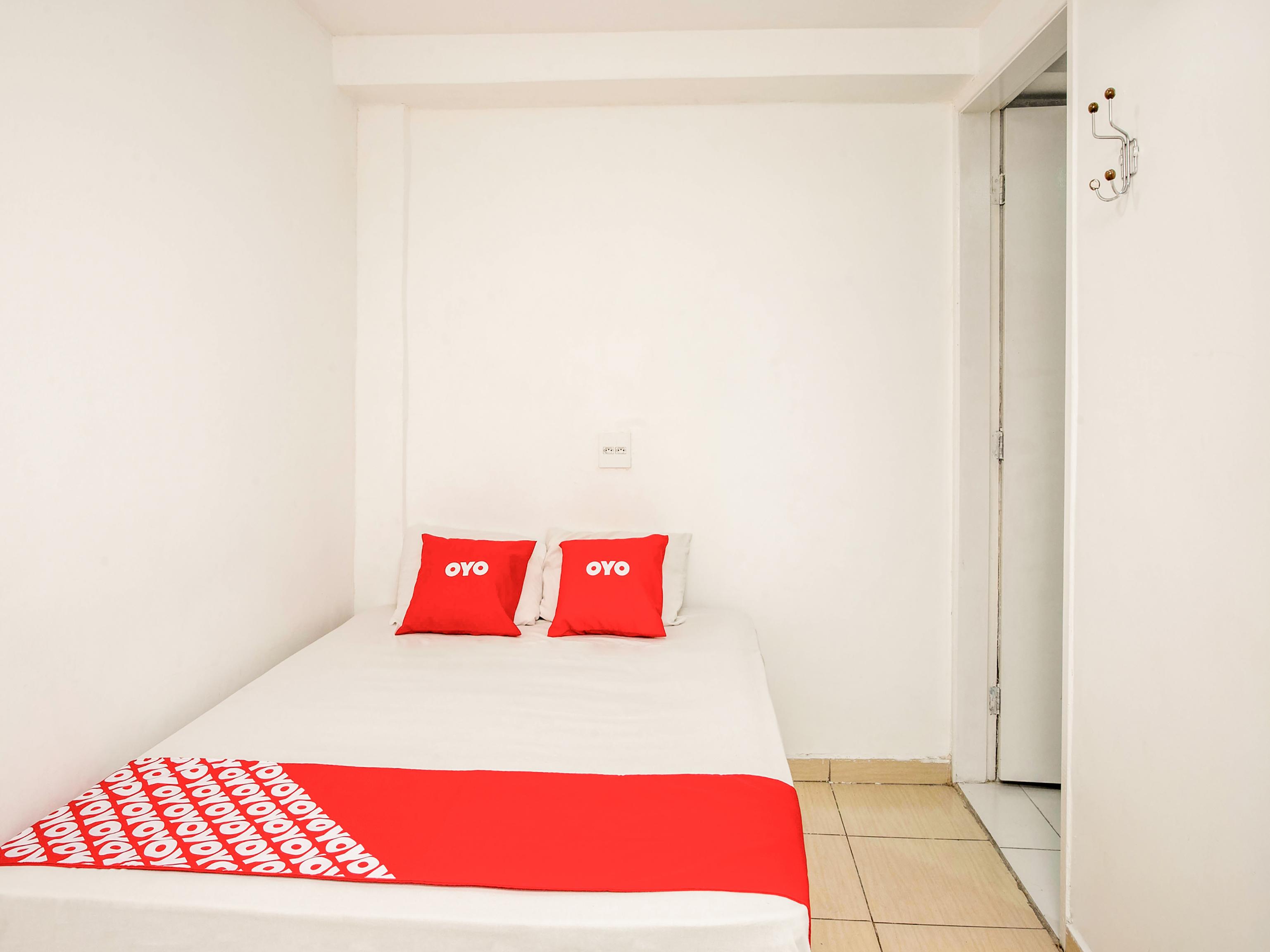 Oyo Vintage, Hotel 3*