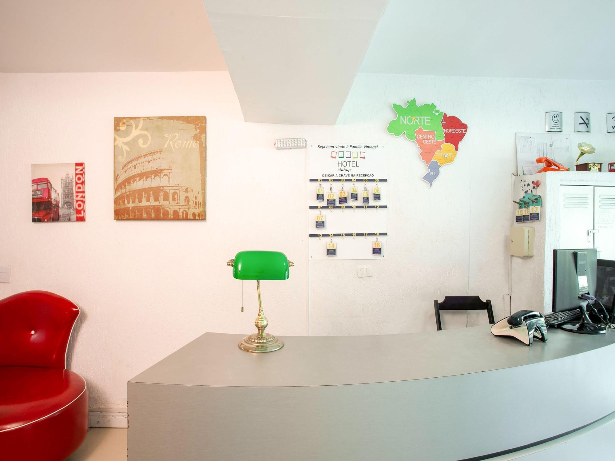Hotel Oyo Vintage, 3*