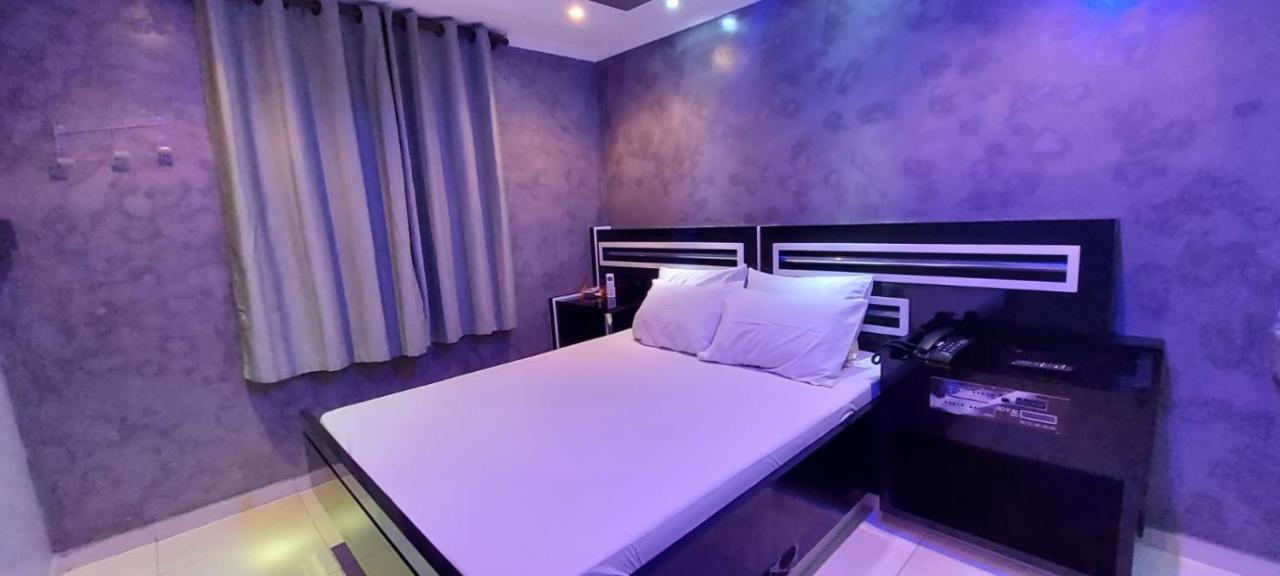 Hotel cinta Royal