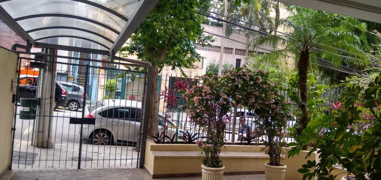 Comfy Private With Semi-private Entrance - Women Only Pansiyon Sao Paulo