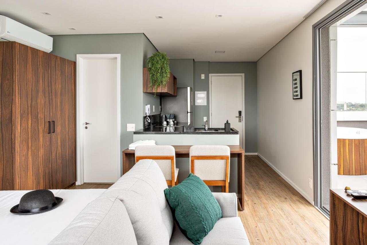 Charlie Jockey Pinheiros Apartment