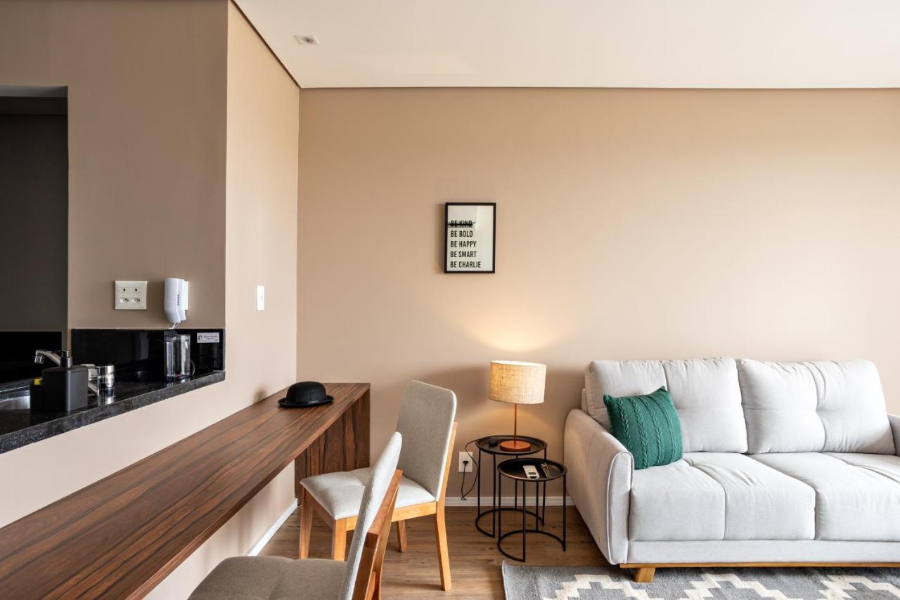 Apartment Charlie Jockey Pinheiros *
