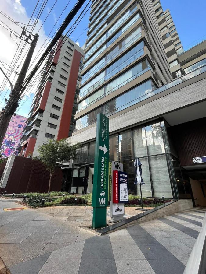 Loft De Luxo Com Varanda E Entrada Ao St Marche Jardins Apartment *