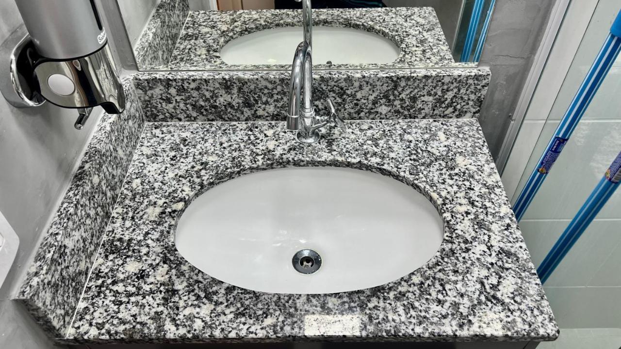 Charmoso Proximo Ao Metro Bras ! Apartment