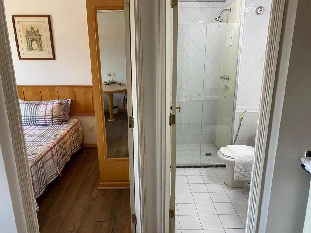 Flat Bem Localizado Na Regiao De Pinheiros! * Sao Paulo