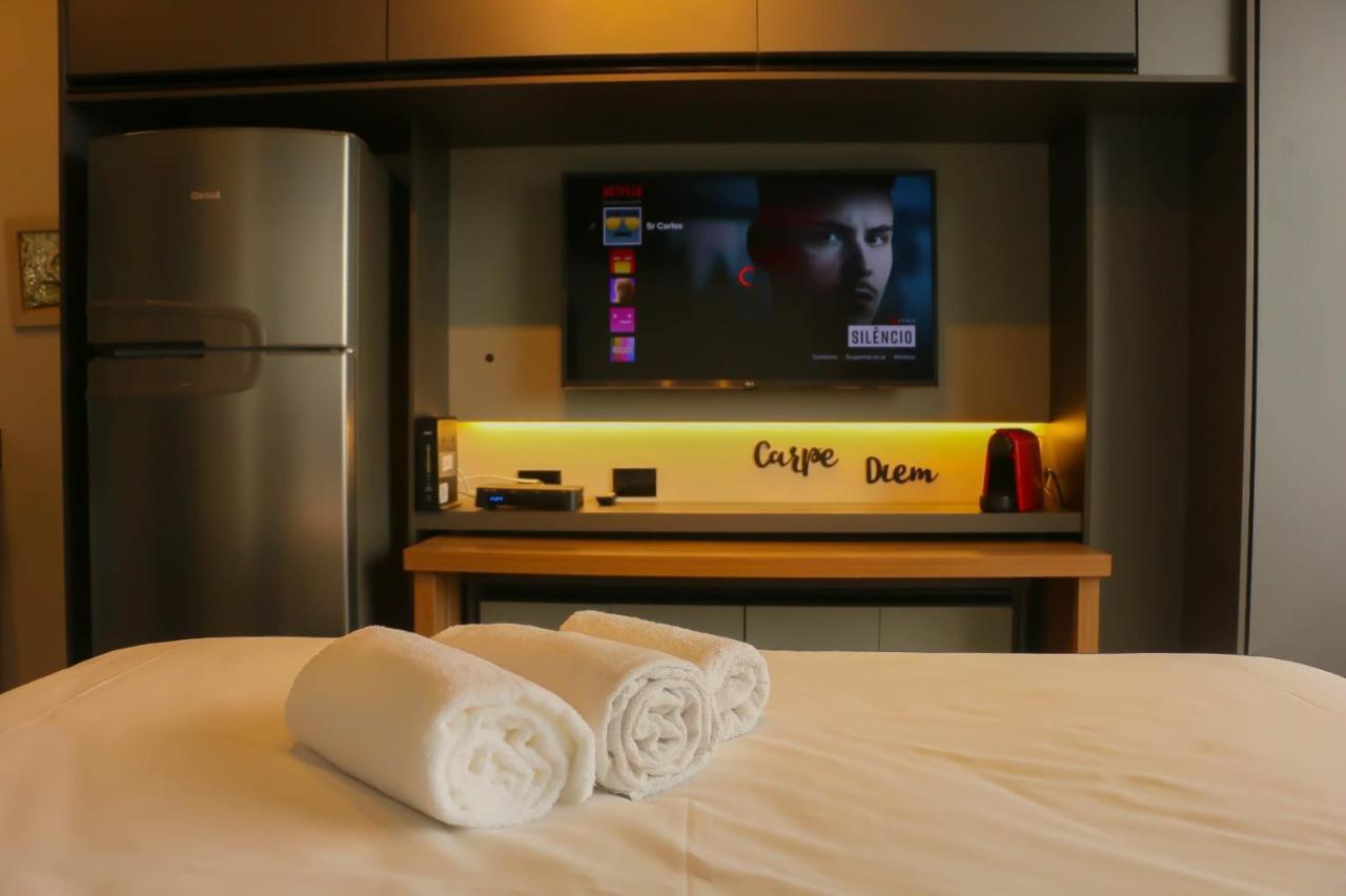 Apartment 2306 - Modern With Allianz View & Rooftop Pool