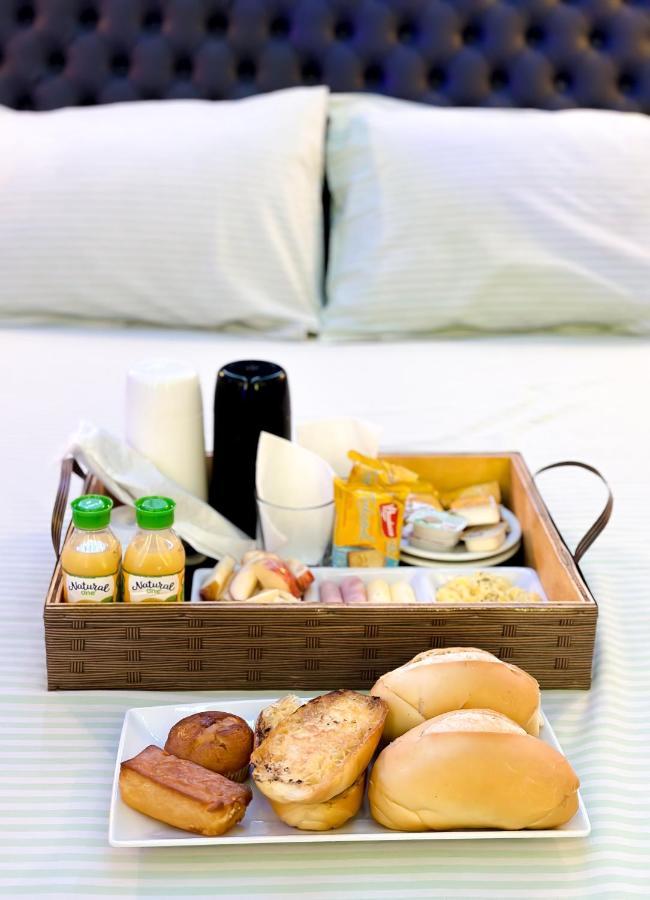 Tai Love hotel *