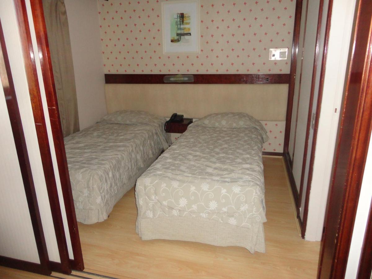 Hotel Le Premier 4*
