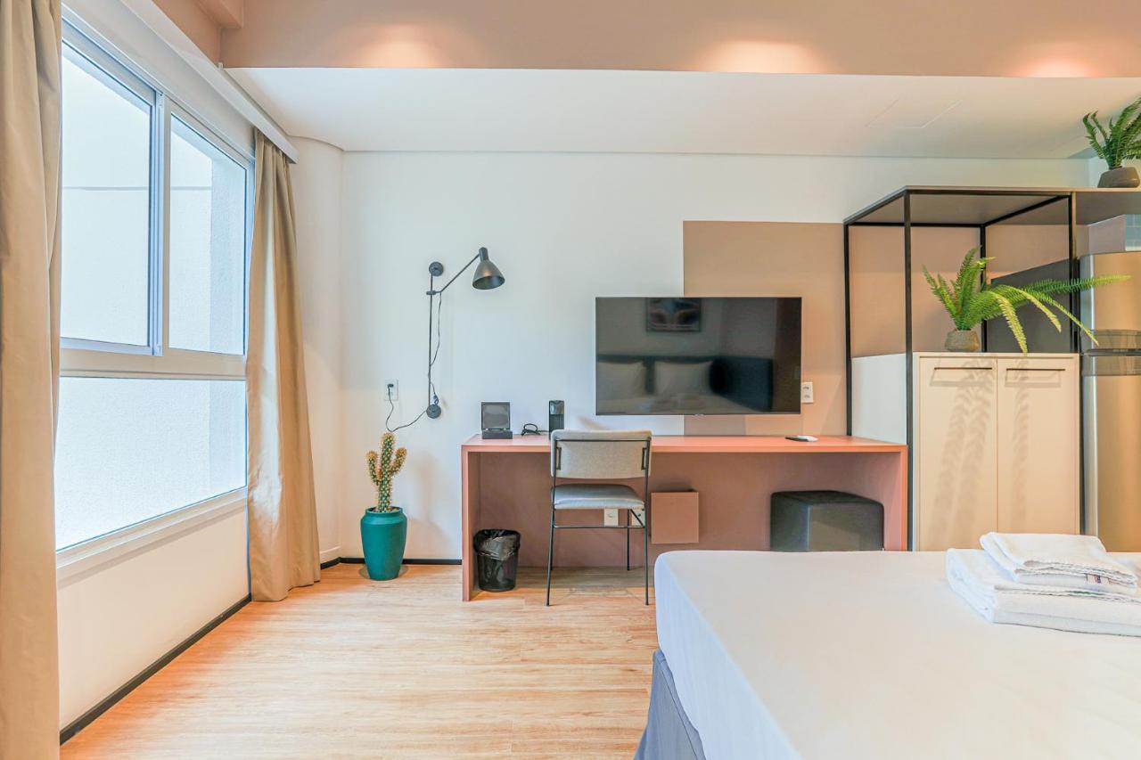 360 Rbs Eliseos Apartment