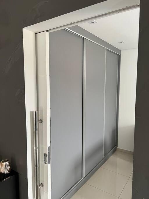 Casa Mobiliada Completa Alto Padrao Apartemen