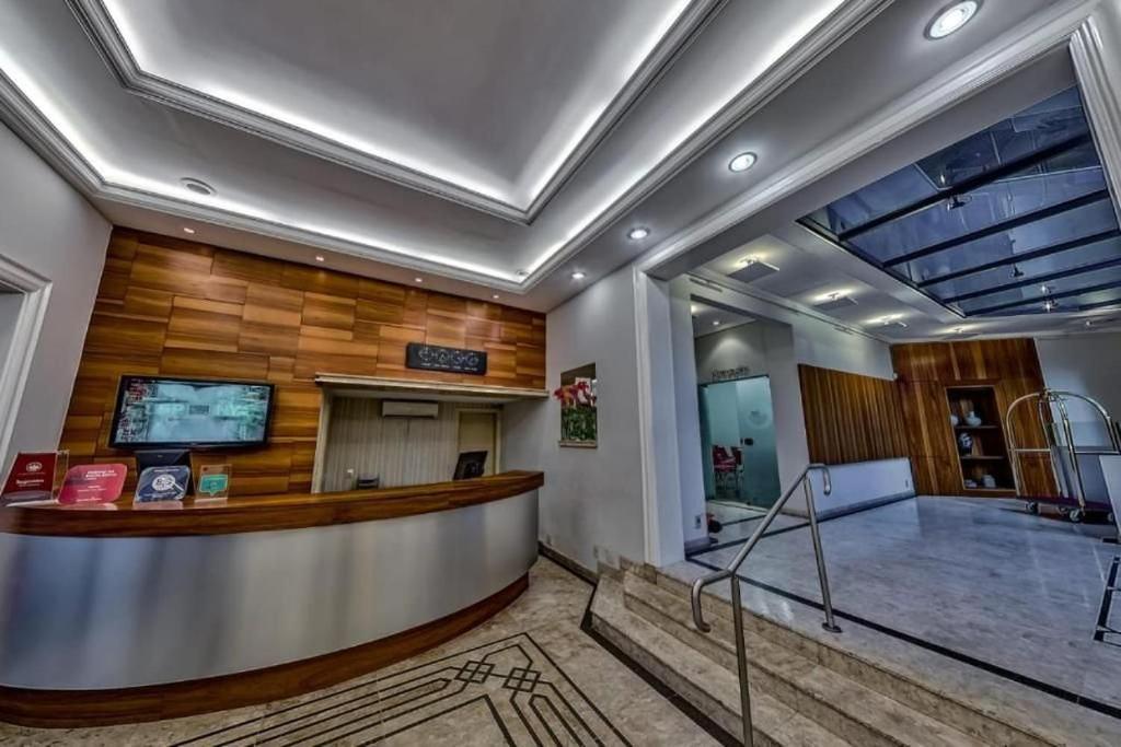Apartment Flat Amplo E Com Garagem Ao Lado Da Paulista *