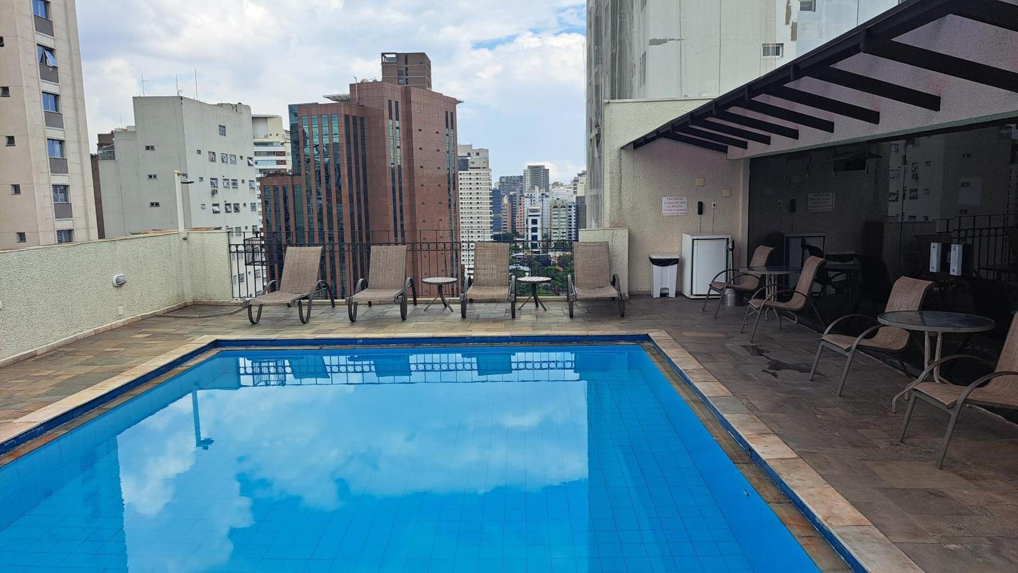 Flat Confortavel - Academia - Piscina - Garagem - Localizacao Do Itaim Bibi *