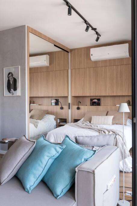 Apartment Nun