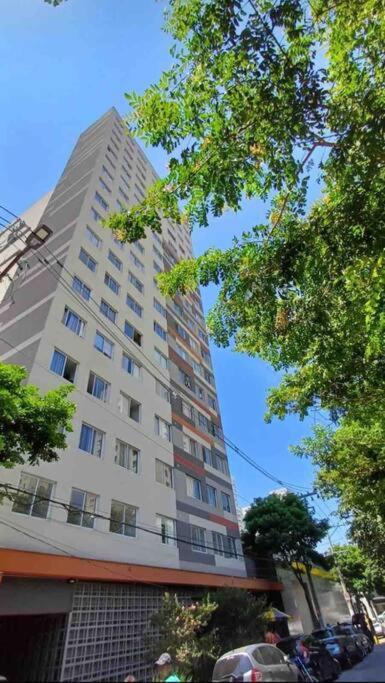 Sky Andar Alto *