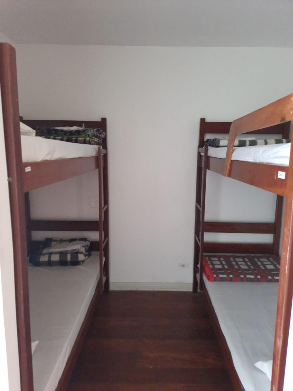 Hostel Praca & *