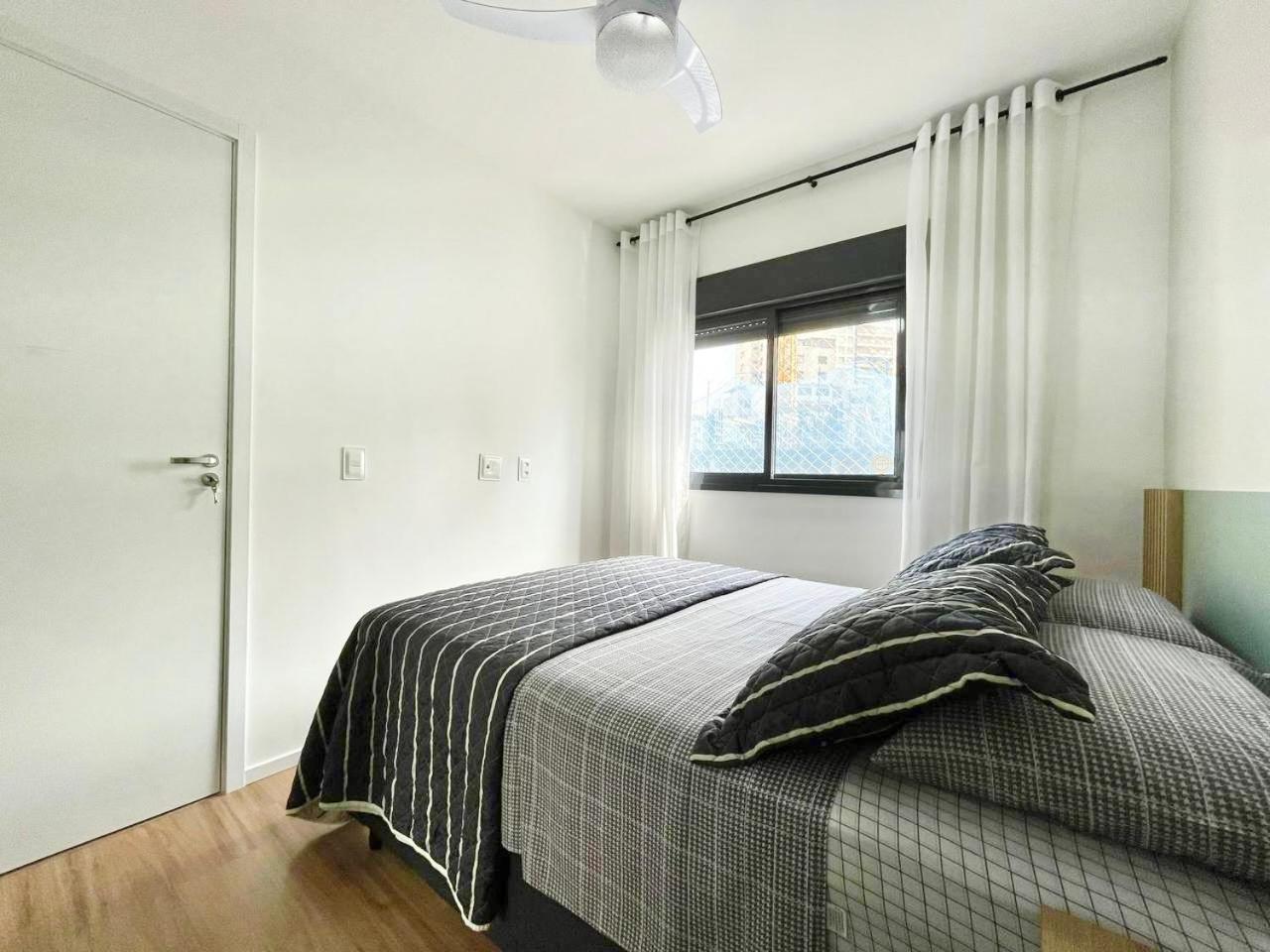 Apartemen Espacoso E Aconchegante Na Bela Vista