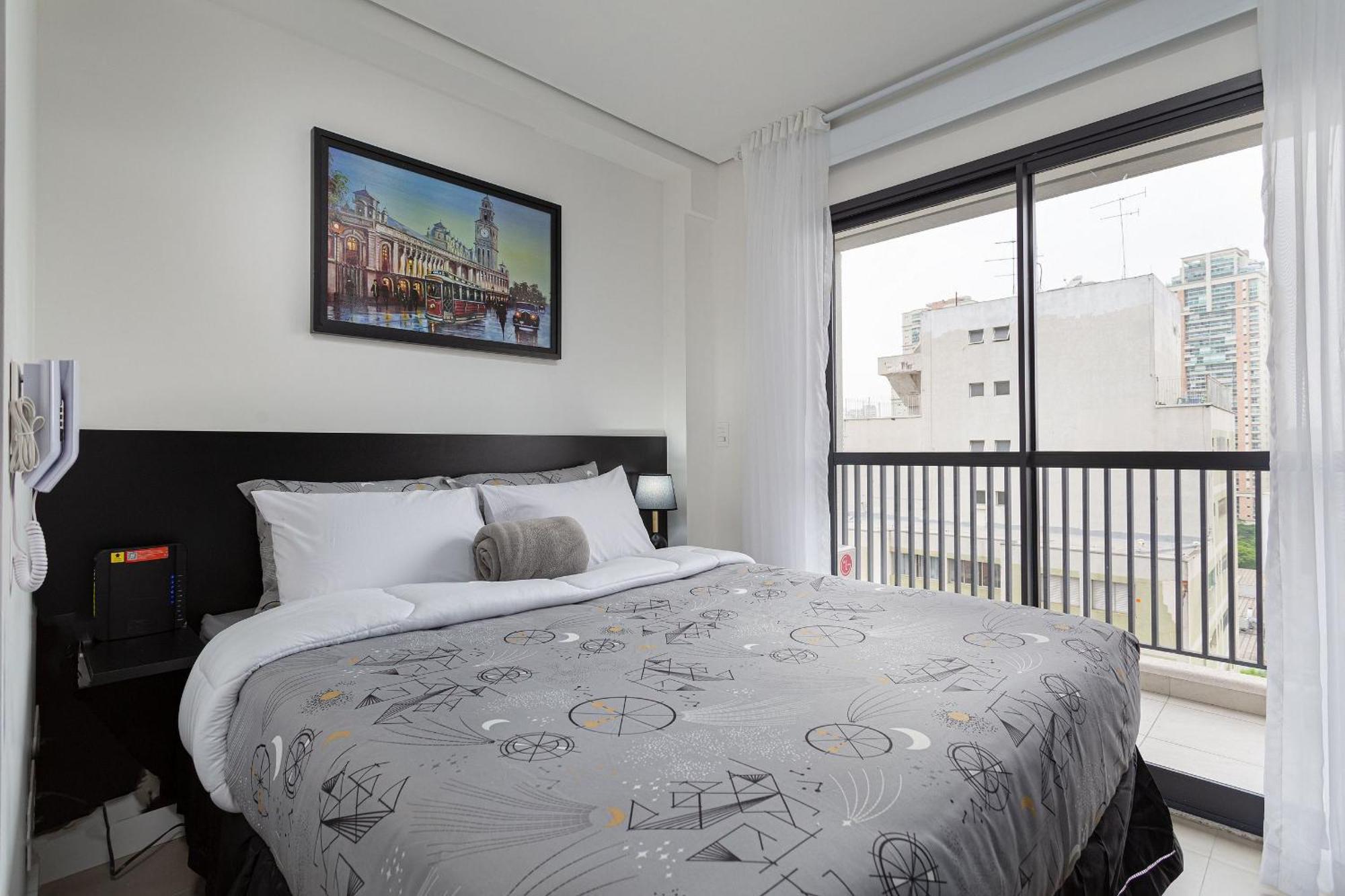 Setin Brooklyn Apartment *