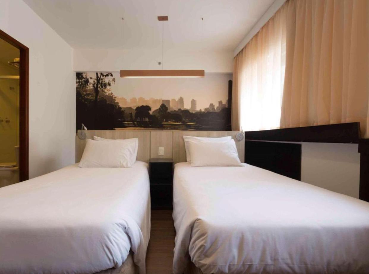 Căn hộ Living Mercure Liberdade *