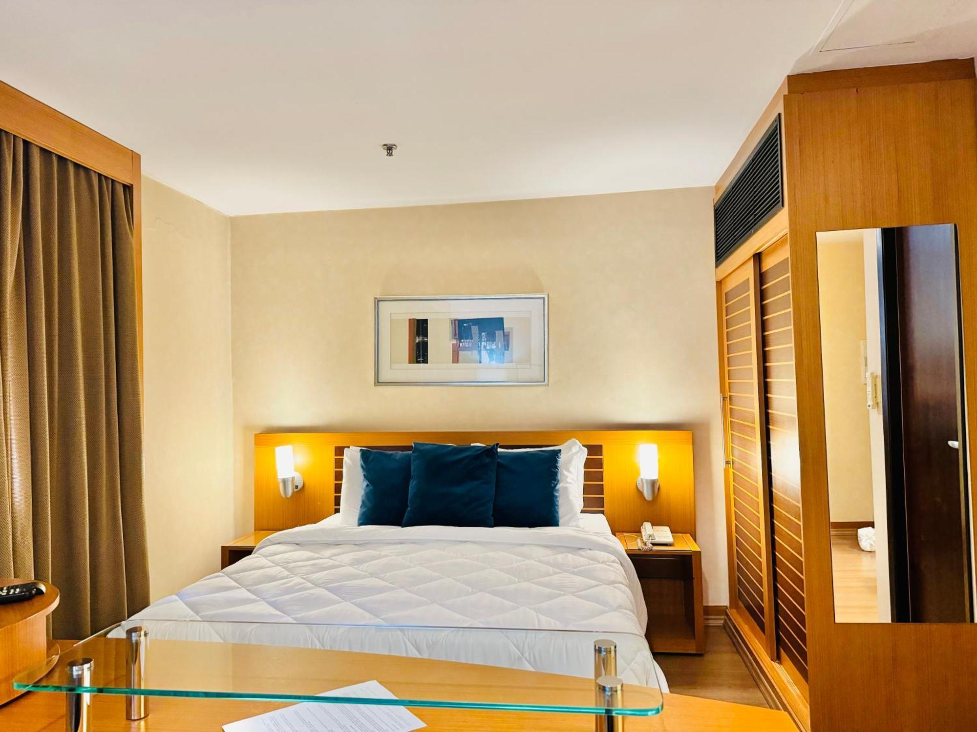 Otel - Av Paulista 4*