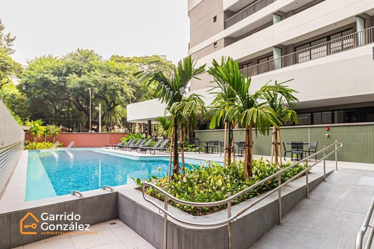 Com Piscina No Centro De Sp - Republica * São Paulo