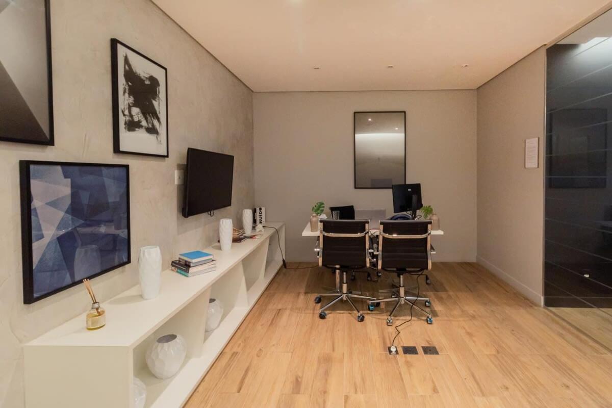 Bhomy Centro - 200m A Pe Do Metro Lz910 Apartemen *