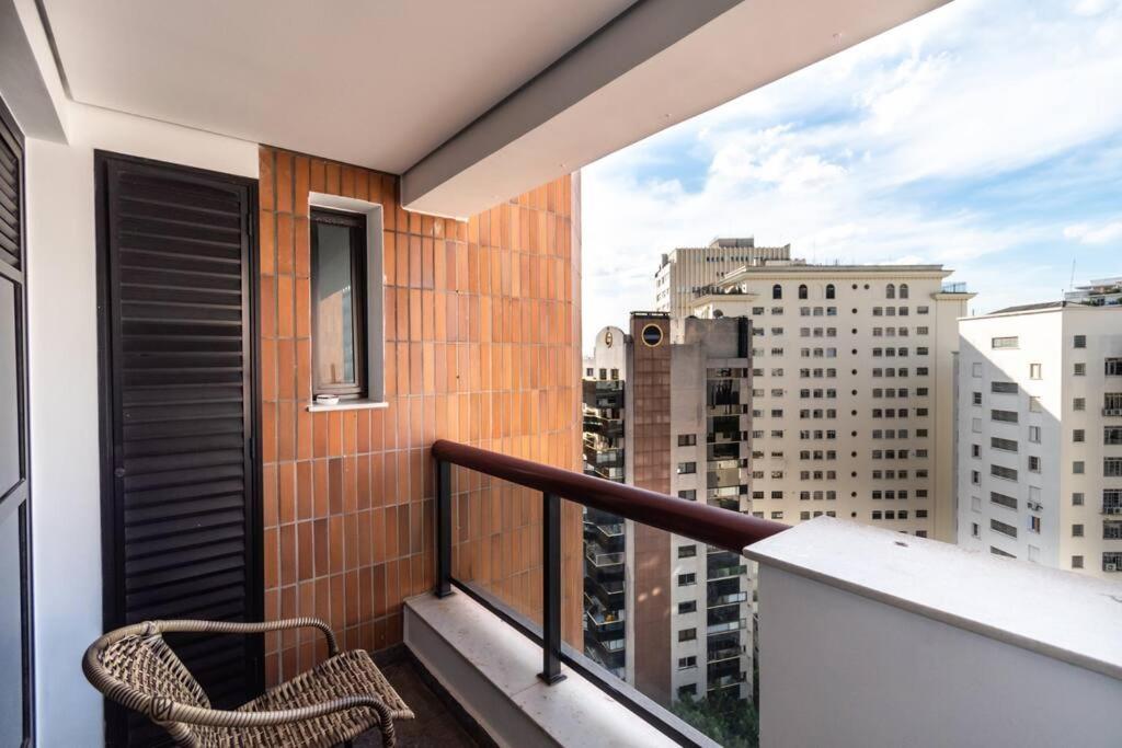 Higienopolis/faap/banheira * Sao Paulo