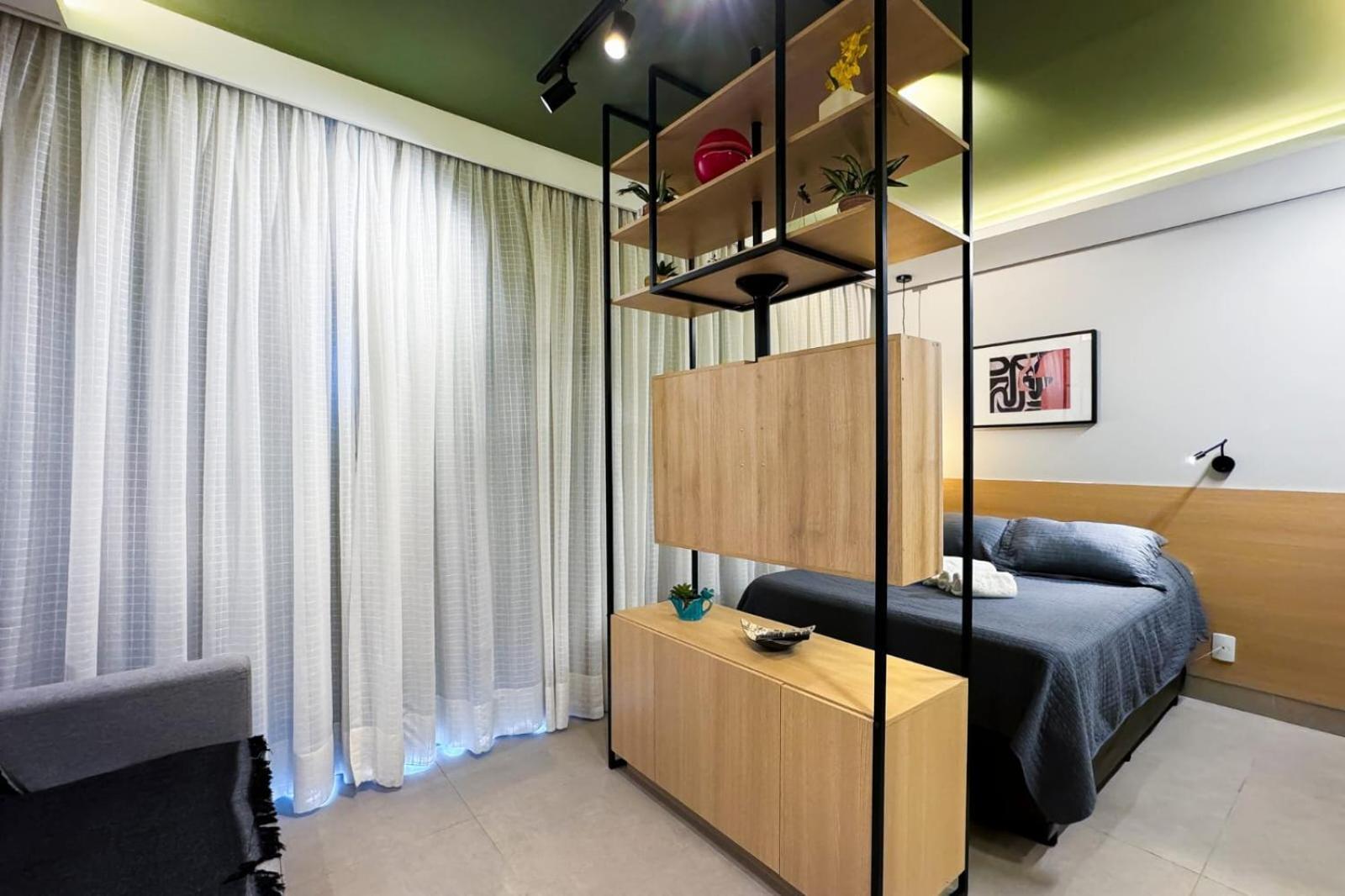 Novissimo, Completo E Muito Bem Localizado Apartamento