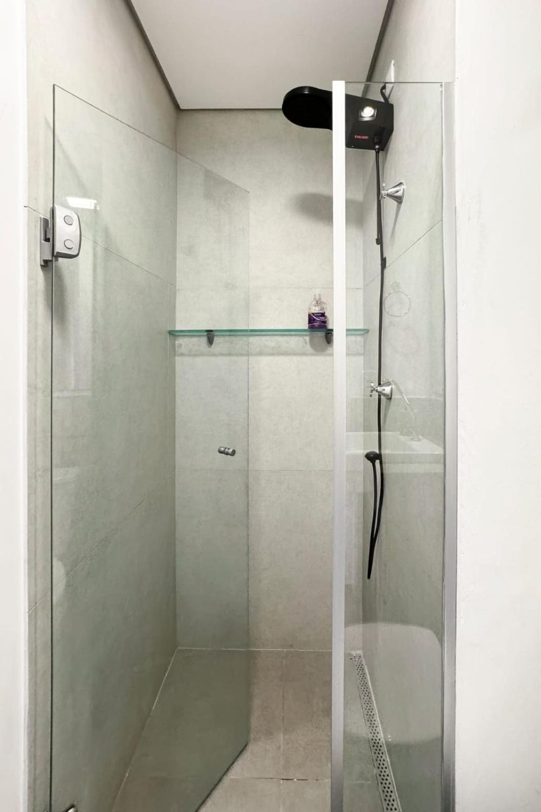 Novissimo, Completo E Muito Bem Localizado Apartamento