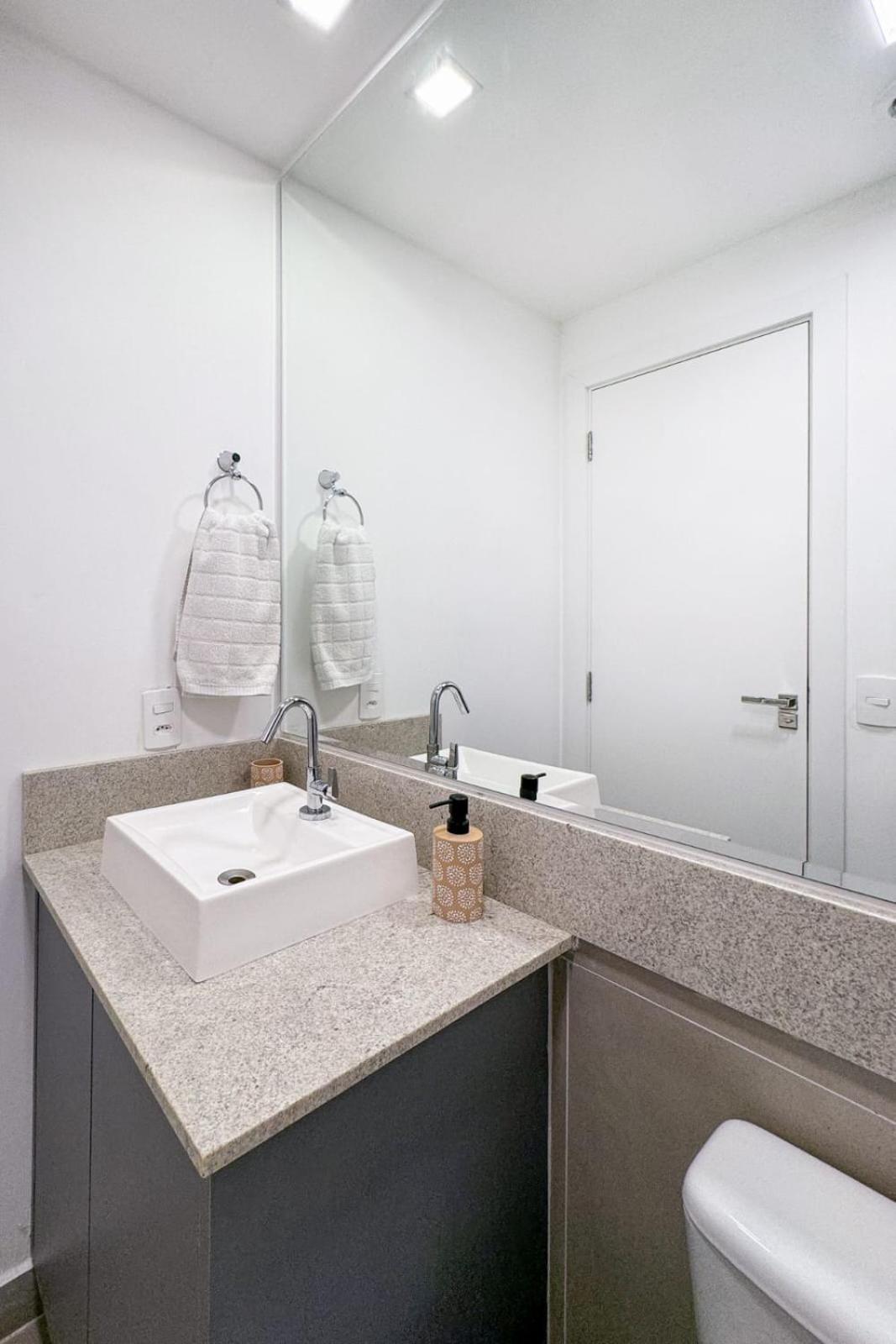 Apartment Com Varanda Excelente Localizacao No Itaim Bibi Sao Paulo