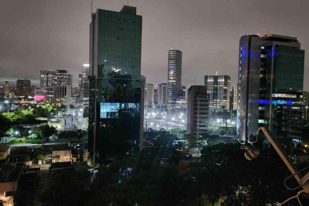 Flat Vii - Apto Dentro Do - Rua Quintana * São Paulo