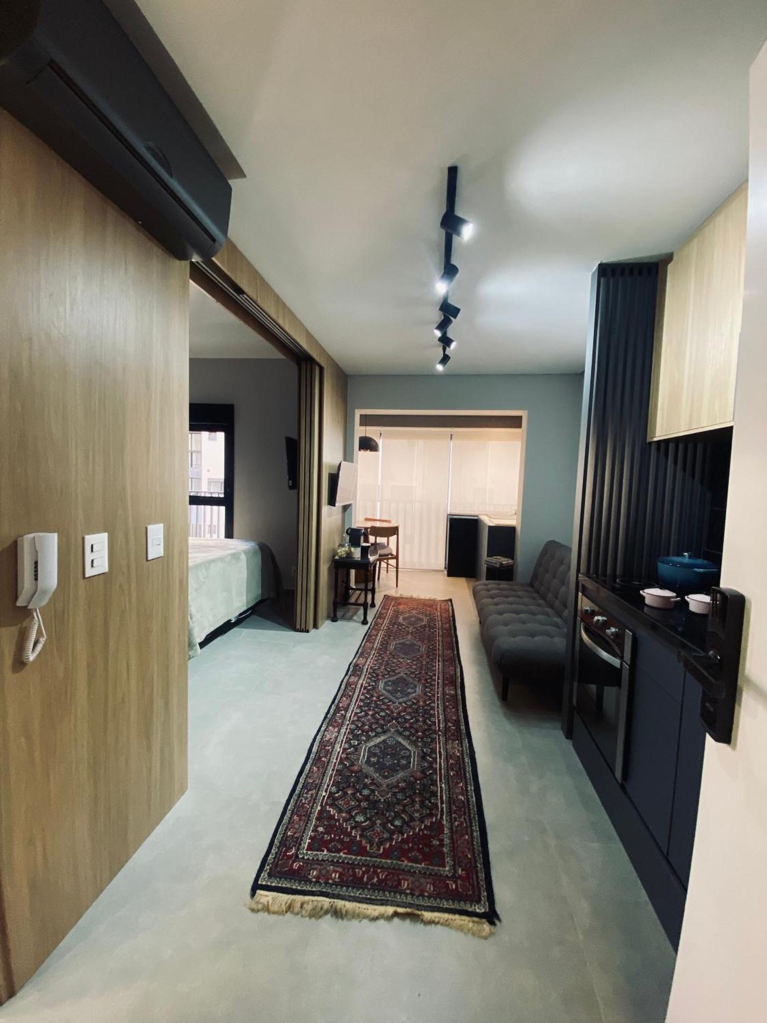Limited Pinheiros Apartment São Paulo