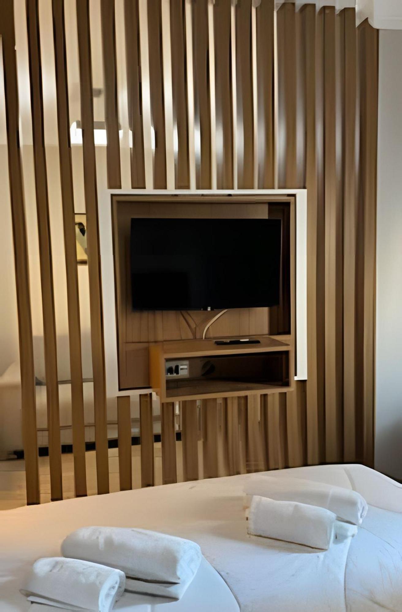 Apartment Flat Bem Localizado Na Regiao De Pinheiros! *