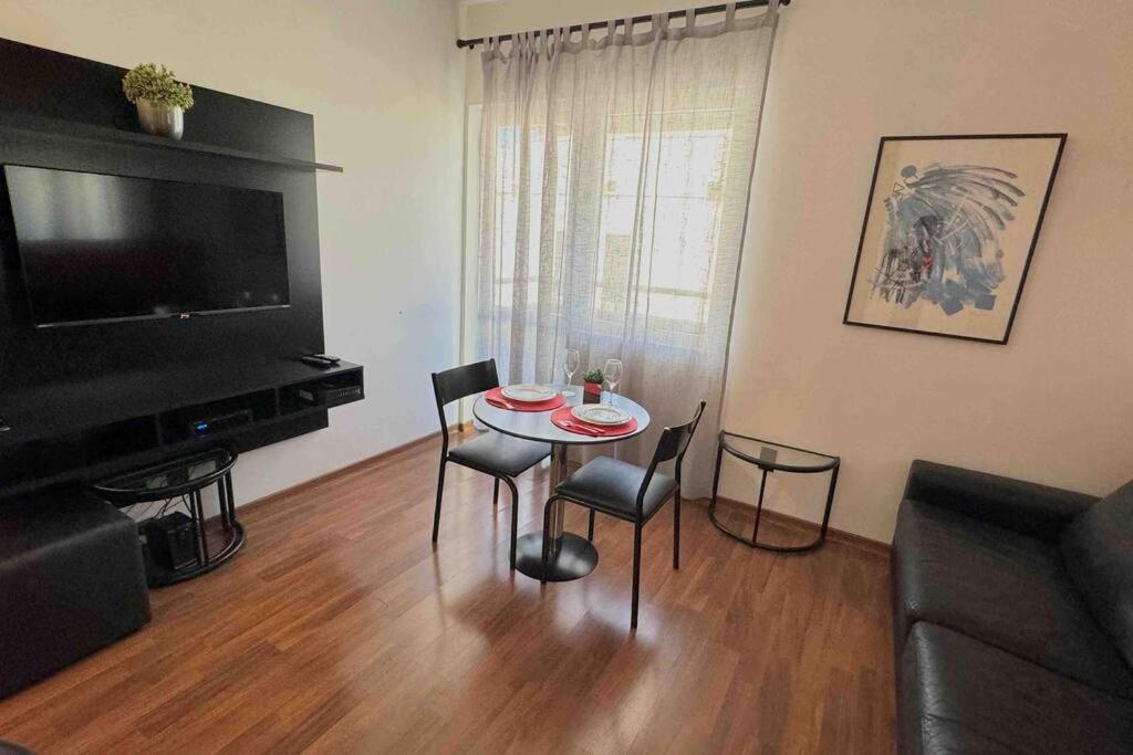 121 - Rentaqui Flat Crillon Plaza Jardim Paulista * Sao Paulo