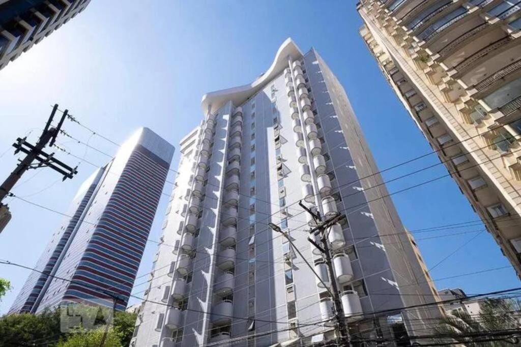 121 - Rentaqui Flat Crillon Plaza Jardim Paulista Daire *