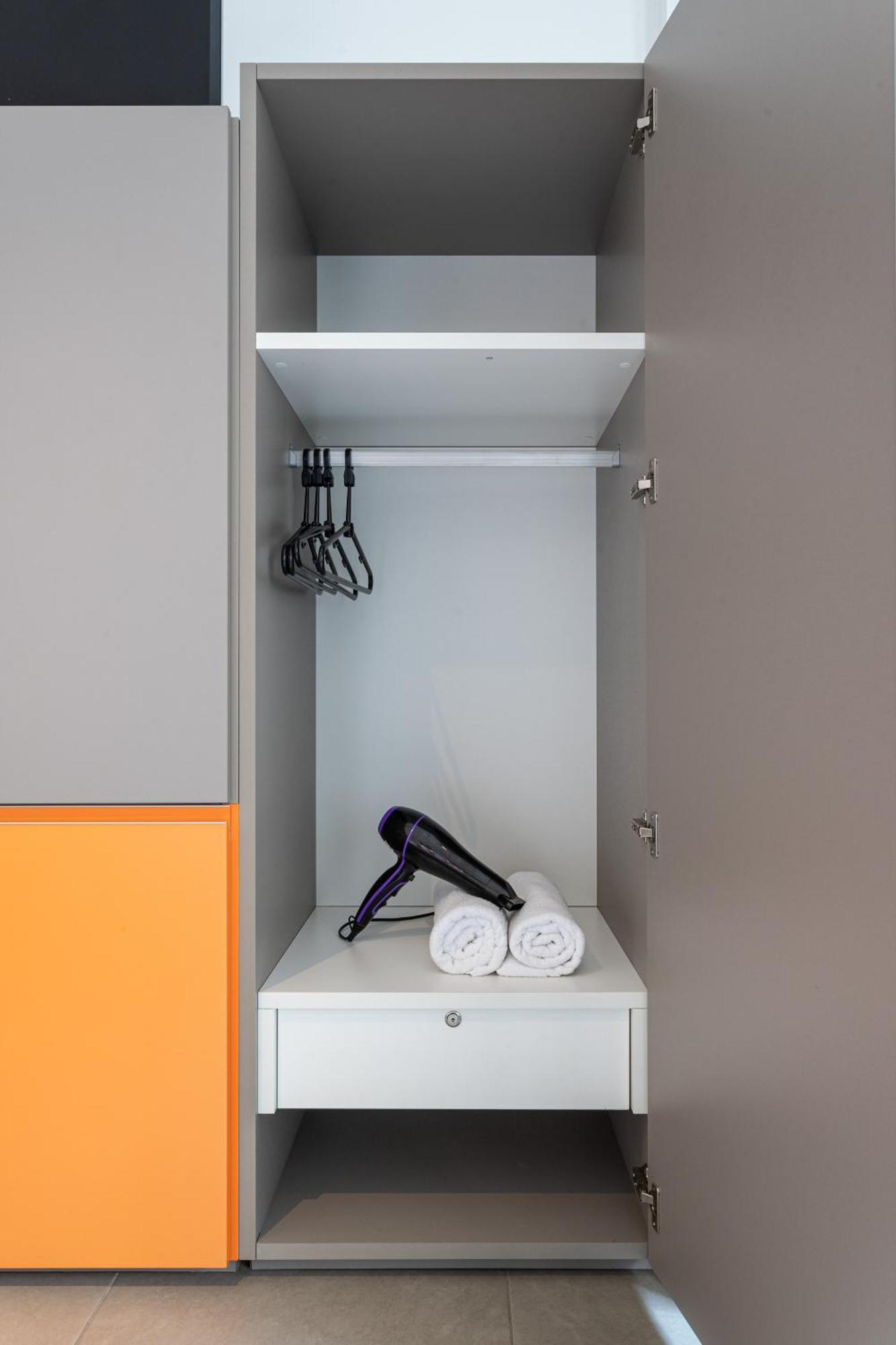 Apartment Predio Completo Ao Lado Da Faria Lima - Kasa Sao Paulo