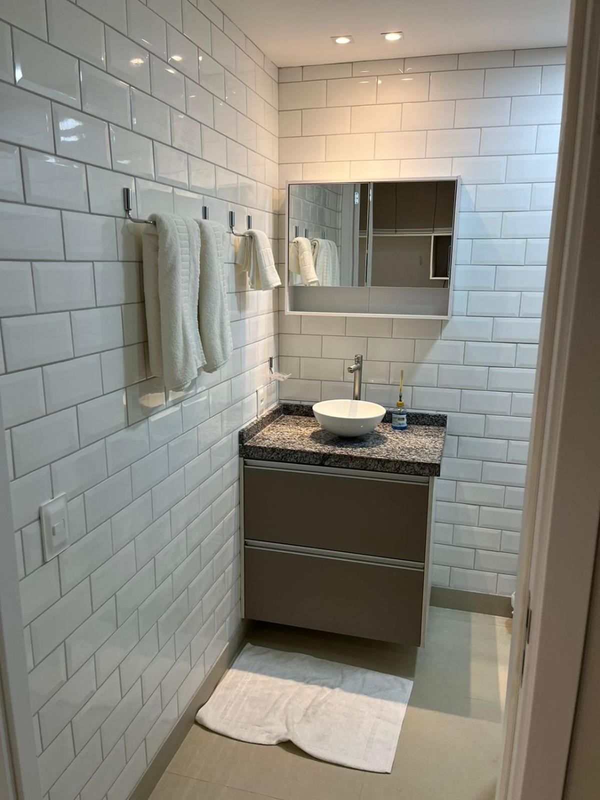 Lindo E Novissimo Em Pinheiros - 2 Quadras Faria Lima Apartment