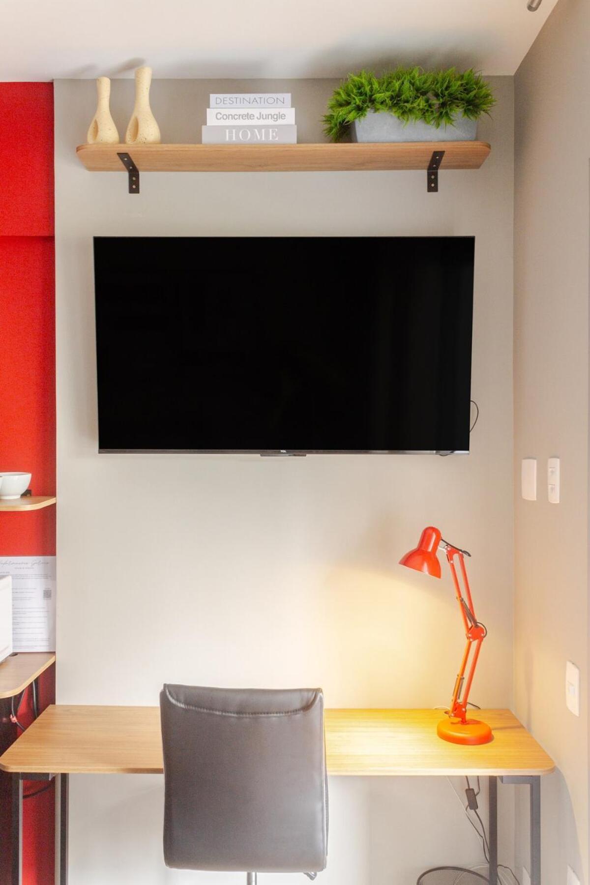 Apartemen Brooklin Conforto - Metro & Consulado, 400m Metro Brooklin, Portaria 24h, Wi-fi 500mb, Ar Condicionado, Cortina Blackout, Smart Tv 50