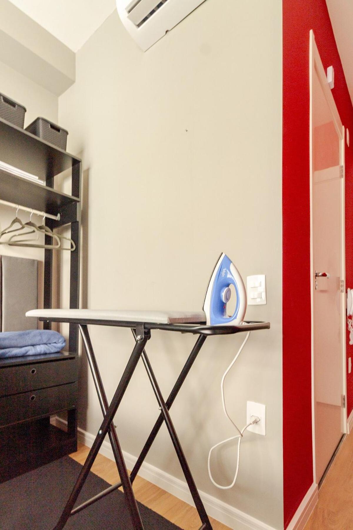 Apartemen Brooklin Conforto - Metro & Consulado, 400m Metro Brooklin, Portaria 24h, Wi-fi 500mb, Ar Condicionado, Cortina Blackout, Smart Tv 50