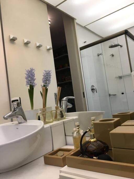 Exclusivo Na Vila Nova Com Limpeza, Academia E Piscina *