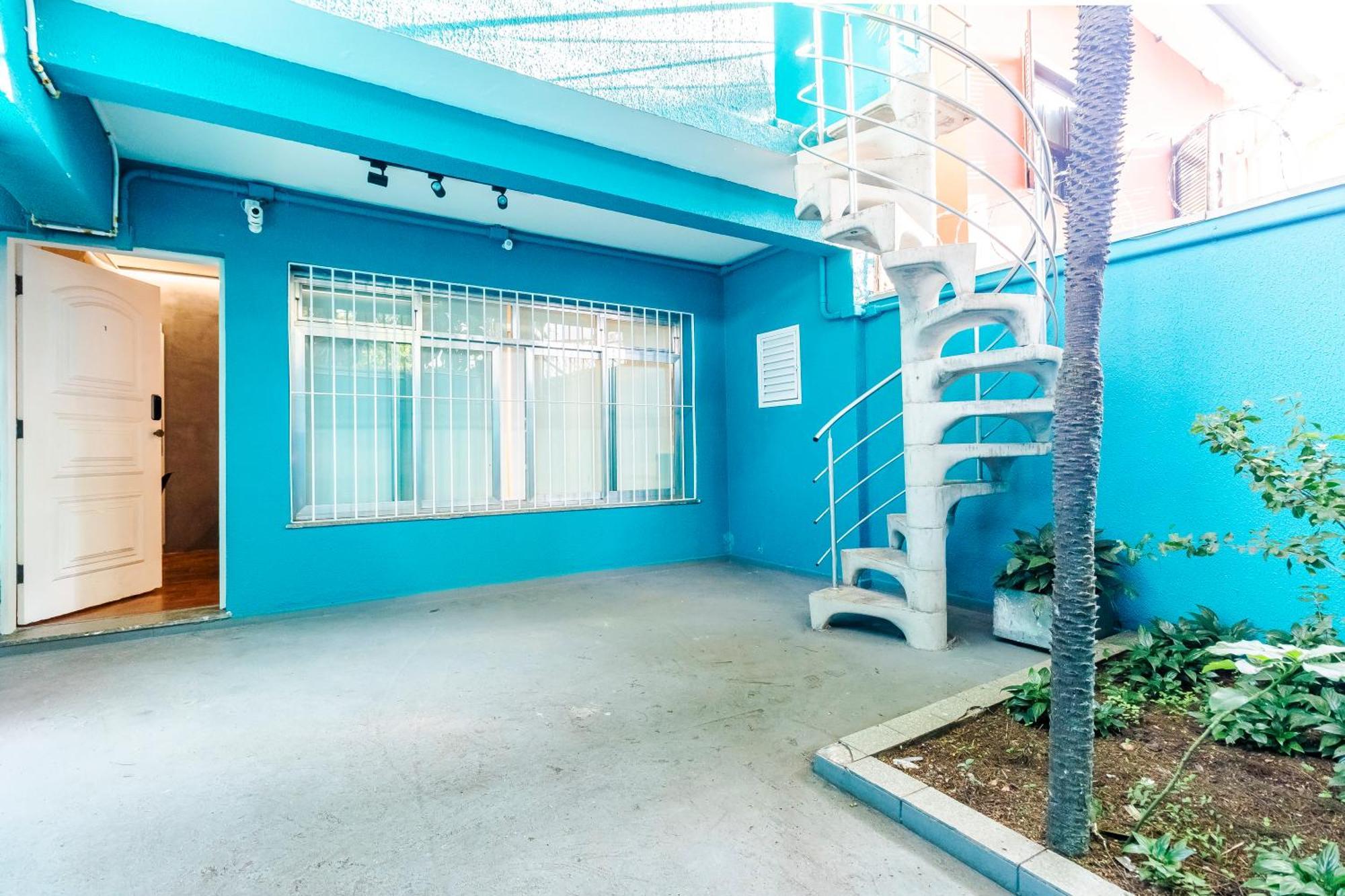 Domus Garden - Hostel, E Coliving Hostel *