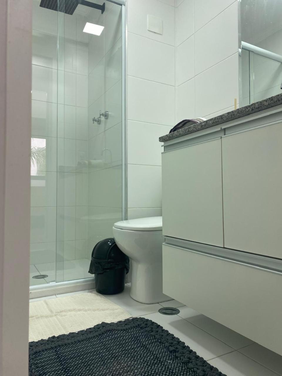Confortavel E Com Piscina Em Căn hộ