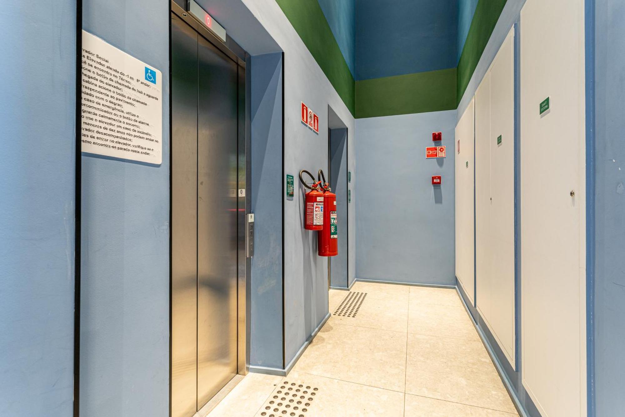 Predio Novo Ao Lado Do Hospital Clinicas E Do Metro - Terraco Oscar Freire * Sao Paulo