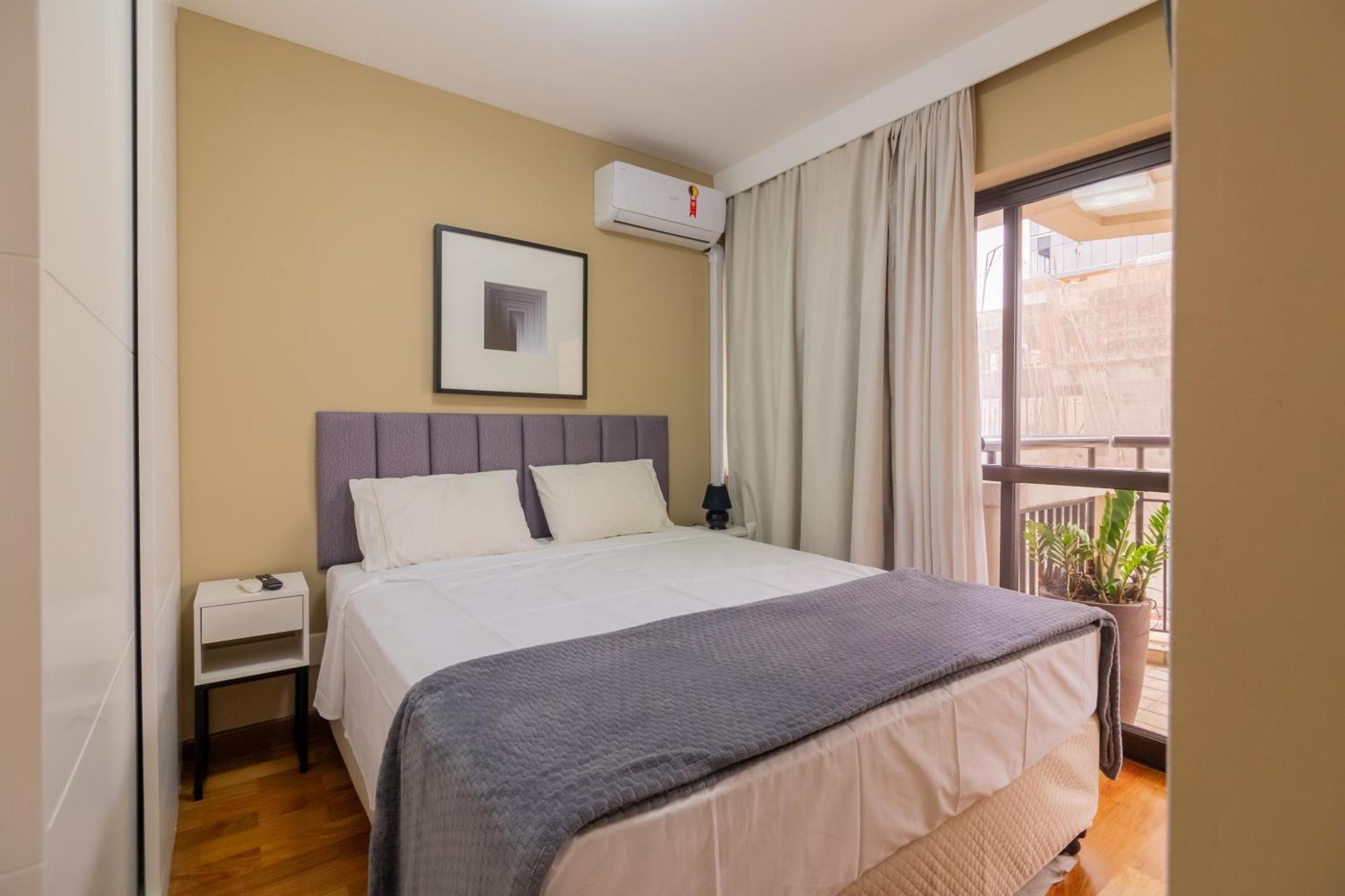 Flat Particular Com Cozinha Completa! Servicos De Hotel. *