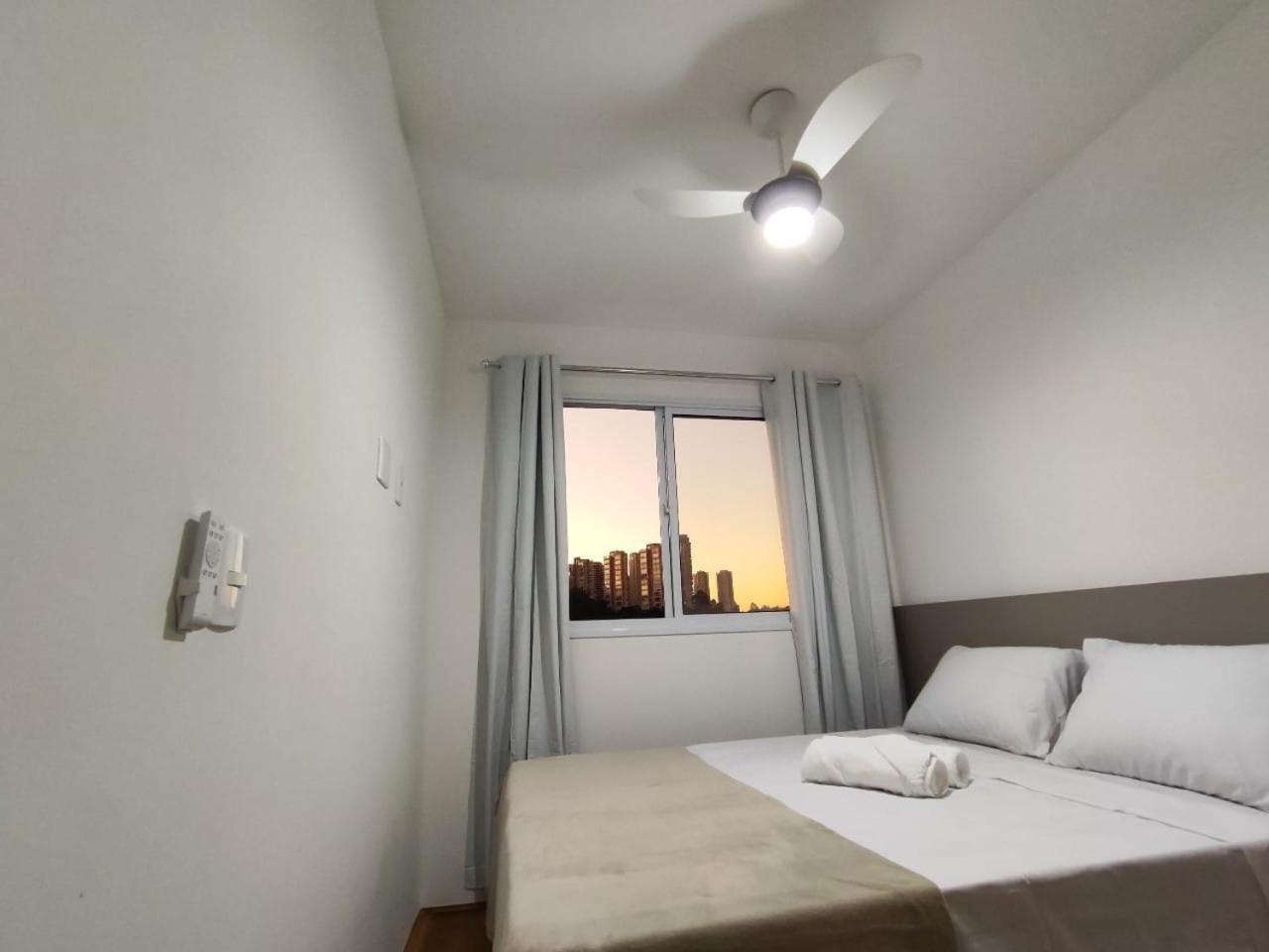 Apartemen Ape 707 B Com Varanda