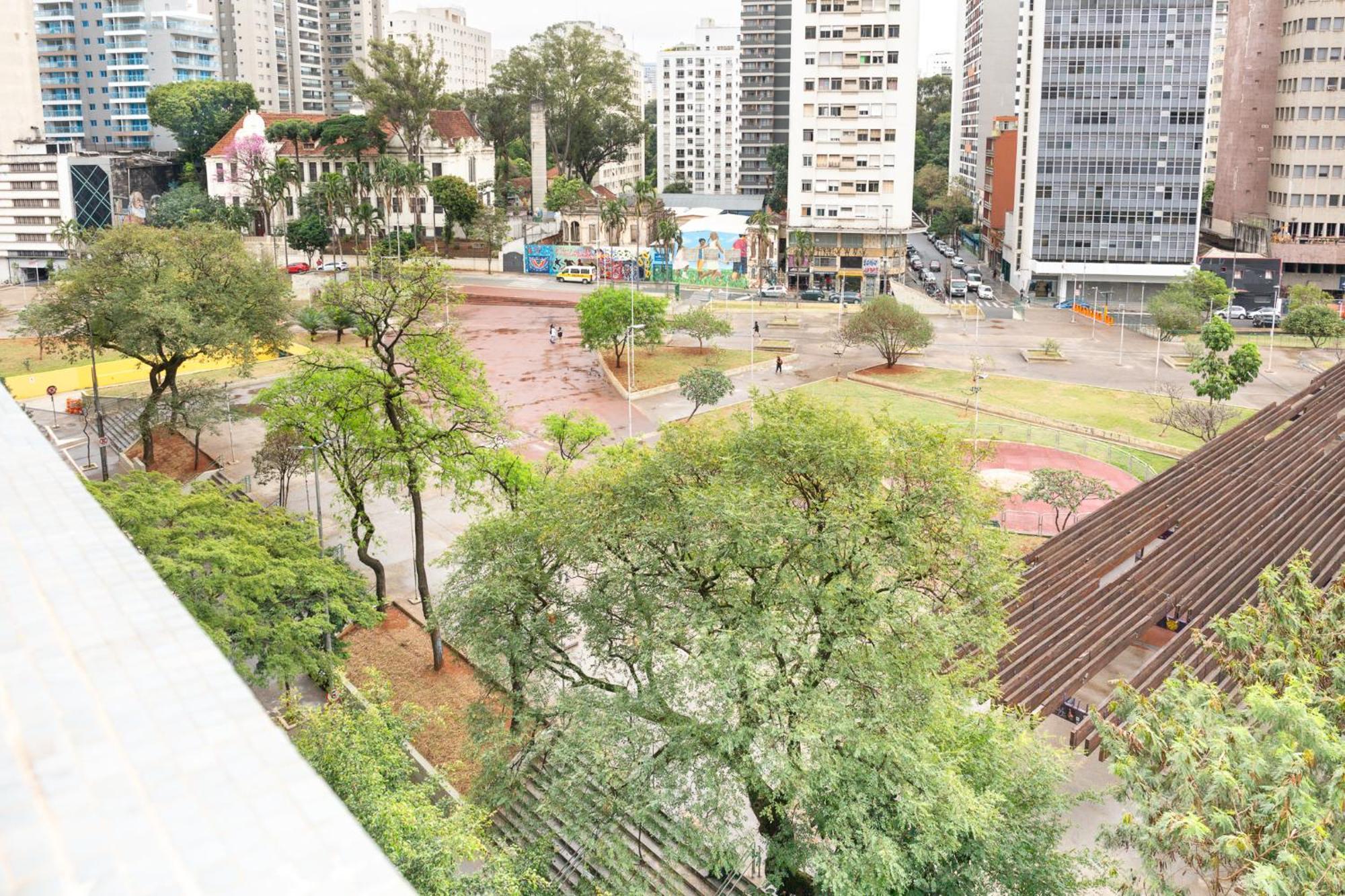 Novo Aconchegante Roosevelt - Metro Republica