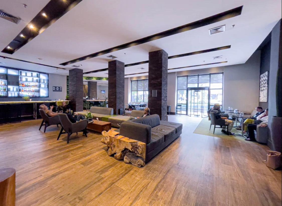 Flat De Luxo Em 4e Na Av Ibirapuera Em Moema * Sao Paulo