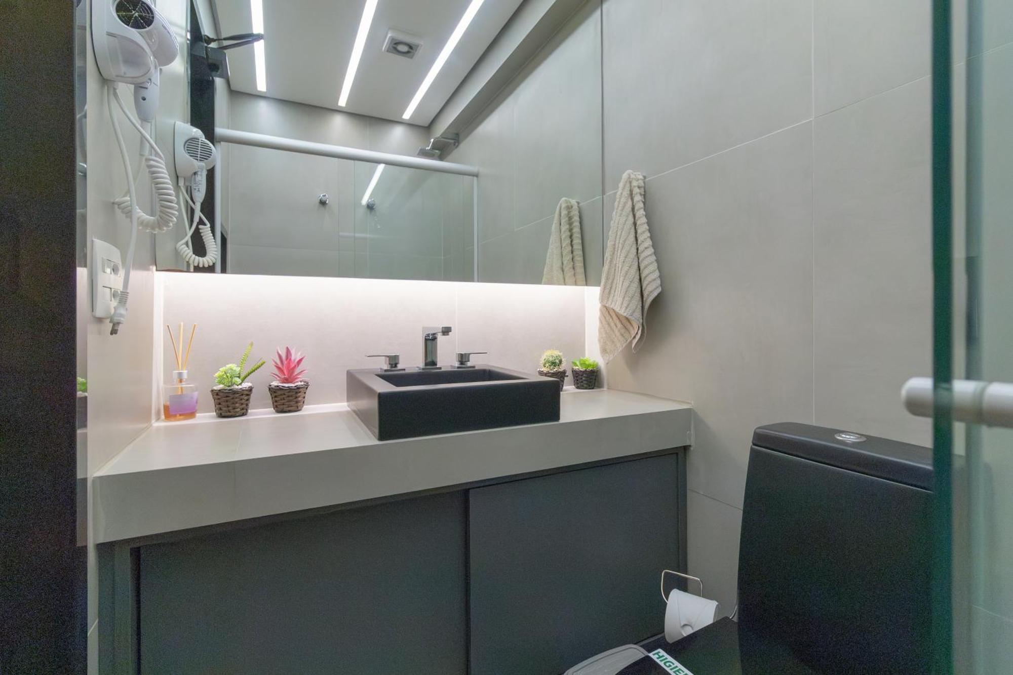 Flat 3 Pessoas Com Garagem, Piscina, Academia E Lavanderia