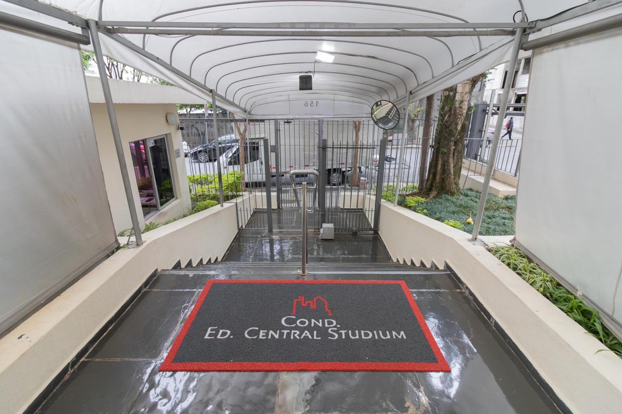 Flat 3 Pessoas Com Garagem, Piscina, Academia E Lavanderia *