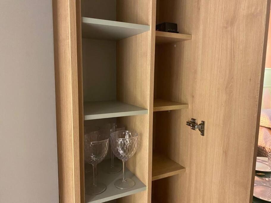 Novo Cama Queen Prox Metro Paraiso Ivm34 * Sao Paulo