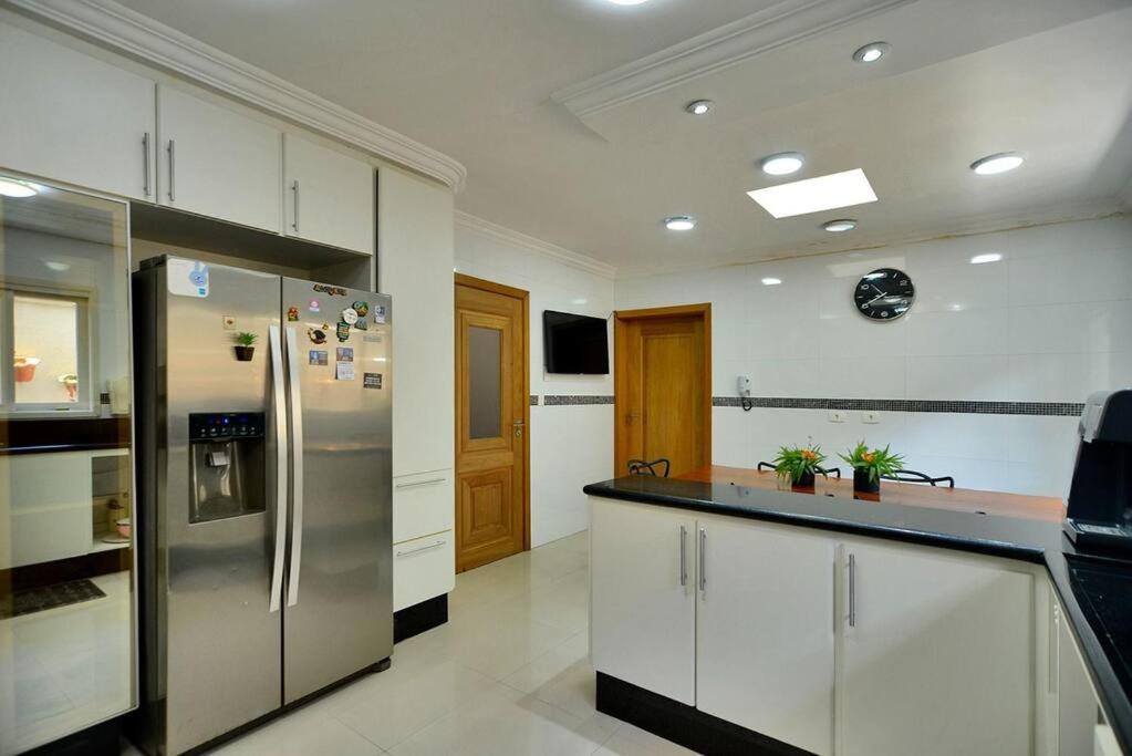 Mansao Com Piscina Ferienhaus